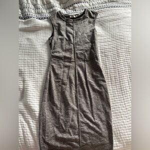 Bishop + Young Elegant Gray Sleeveless Dress